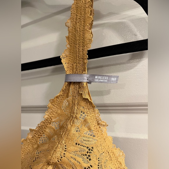 NWT Aerie Real Power Wireless Push Up Sunflower Lace Bra 36D - Picture 4 of 7